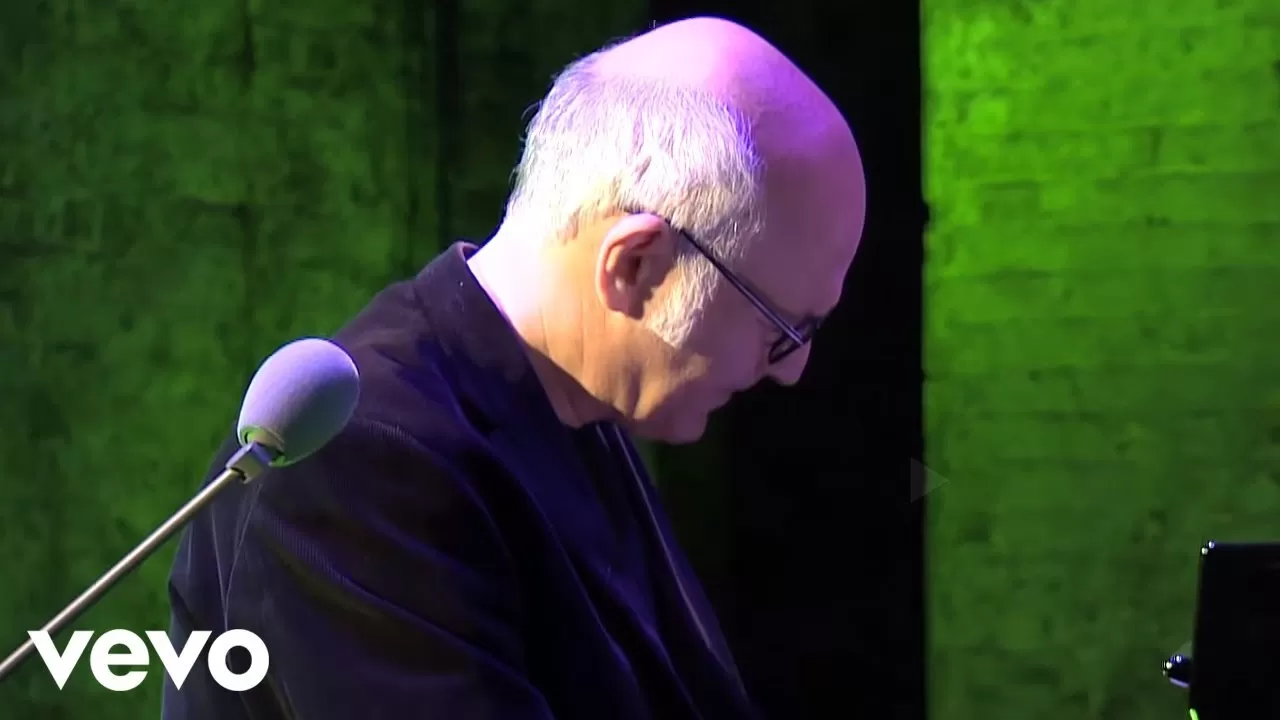 Ludovico Einaudi – Le Onde (Video musical oficial)