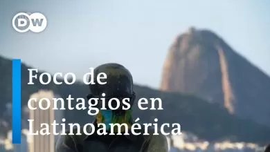 Bolsonaro reza con los militares en medio de una pandemia